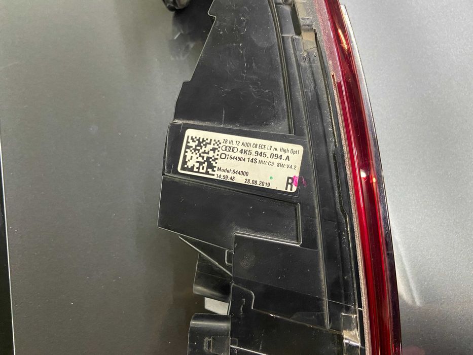 Десен стоп за ауди а6 (ц8) Audi A6 (C8)