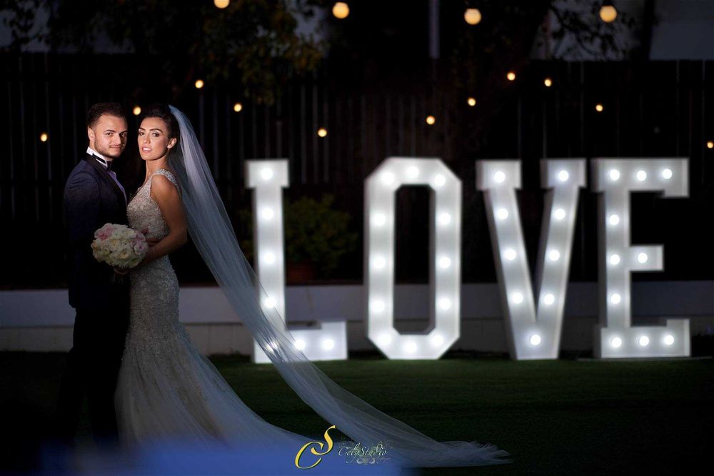 Vand Business afacere la cheie.  litere luminoase - evenimente,nunti