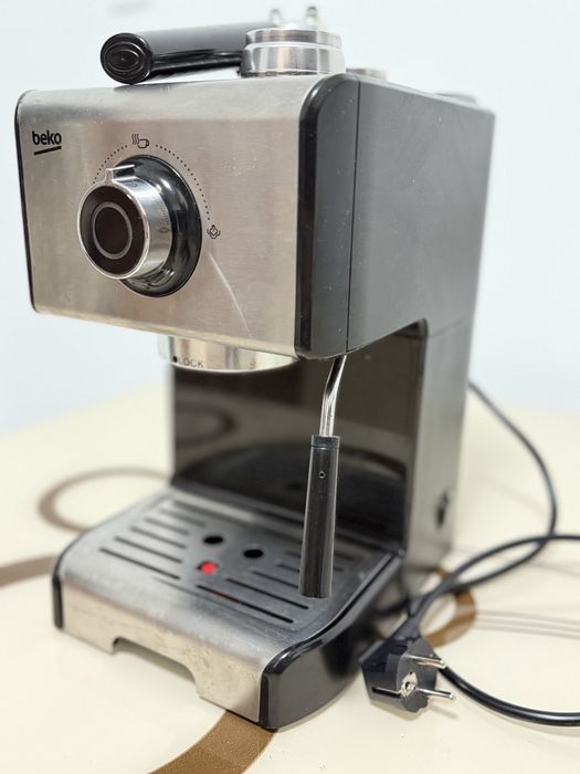 Espressor Beko CEP5152B