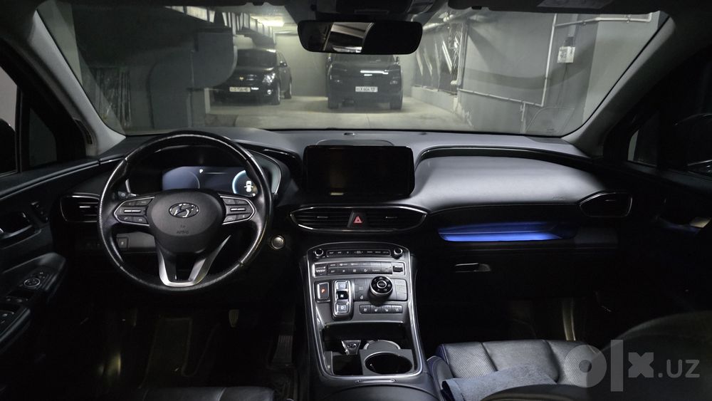 Автомобиль Hyundai "Santa Fe" 2023