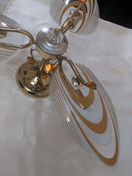 Люстра 3 рошковый