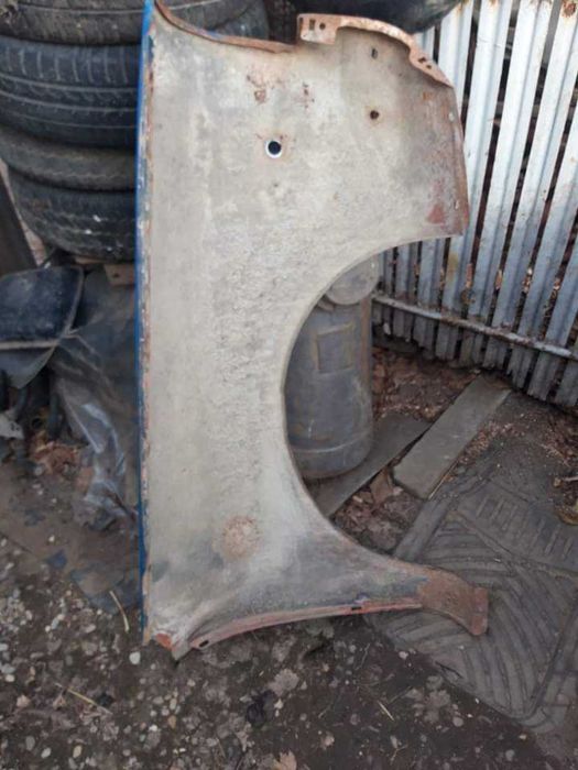 aripa dacia 1310 4 faruri