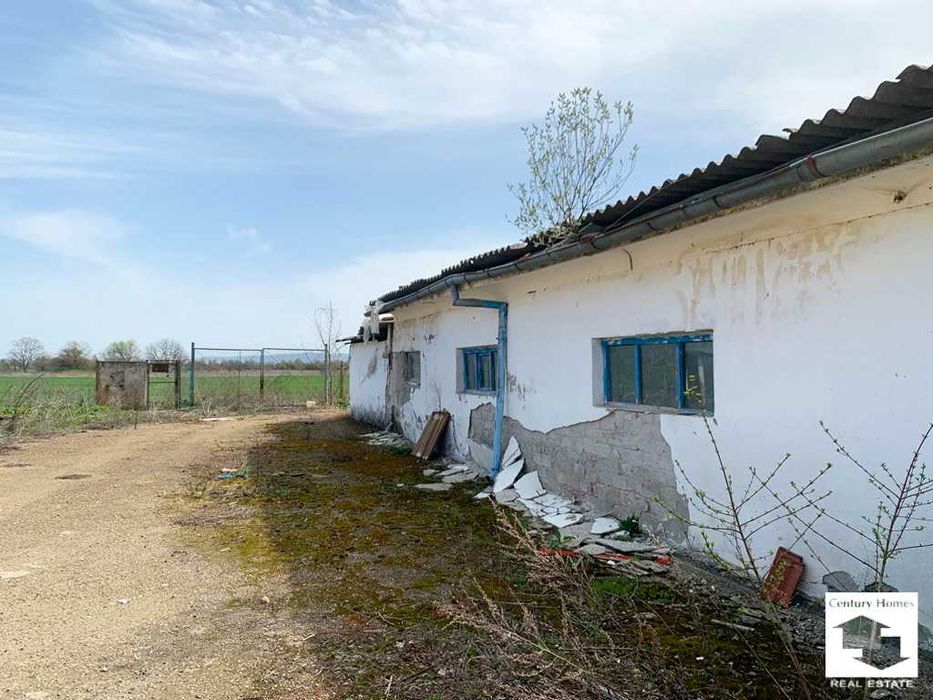 Продава се Промишлена сграда в Долна Оряховица - 480 кв.м за 178 €/кв.м - Снимка #2