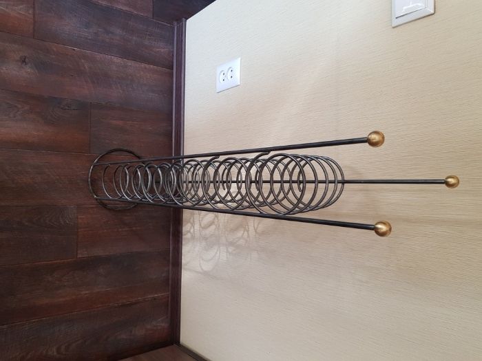 Продаю подставку под бутылки