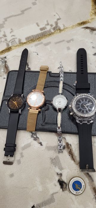 Часы женские новые