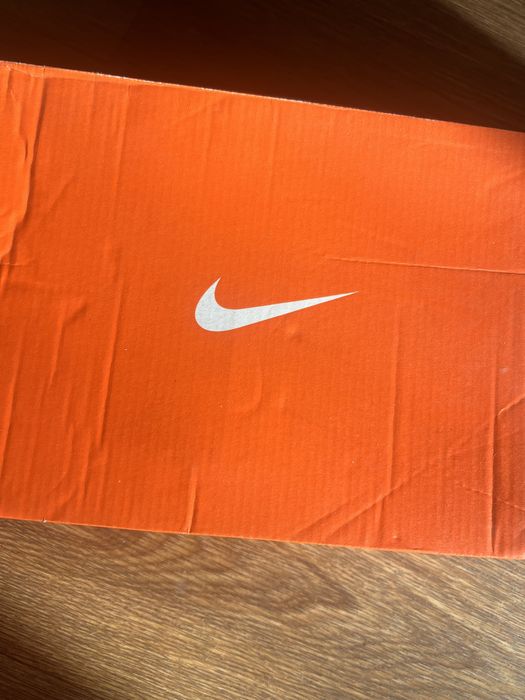 Новые 35 р, 22.5 см, найк