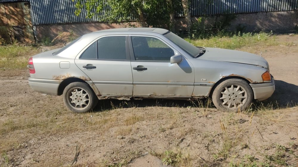 Мерседес 300тыс тг