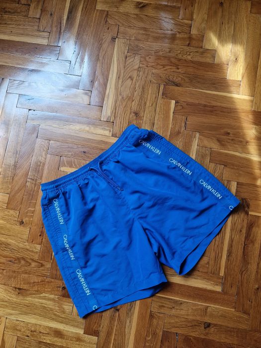 Страхотни юношески бански CALVIN KLEIN , размер 12-14 г  / XS