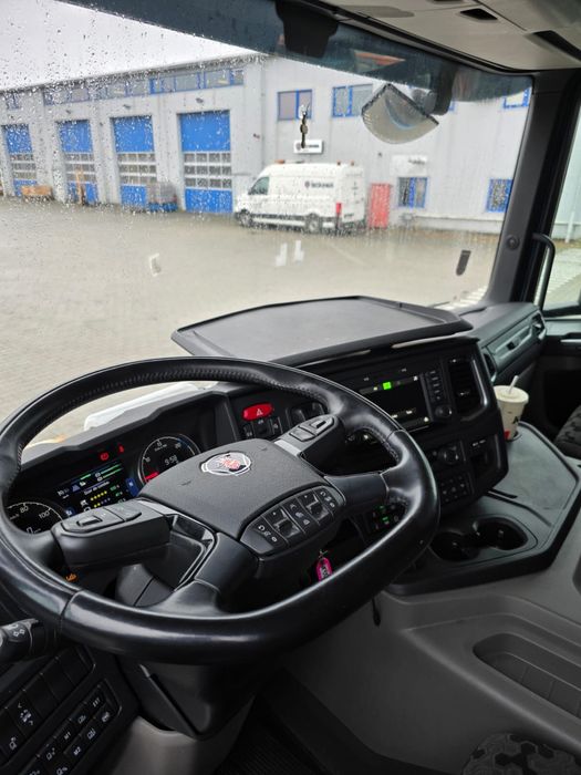 Transportor Auto 8/9 pozitii Scania P460 KIT LOHR