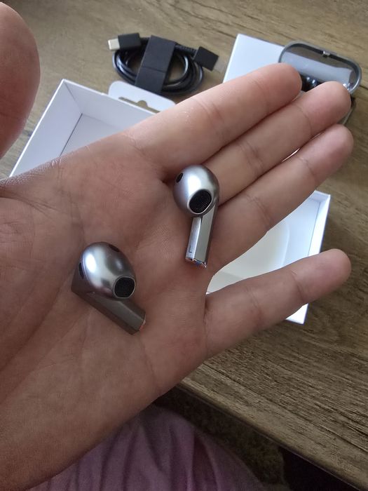 Vând Samsung Galaxy buds 3