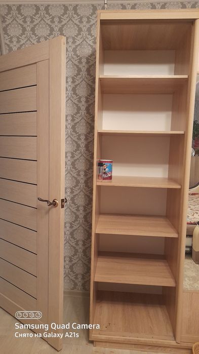 Шкаф для одежды в отличном состоянии!