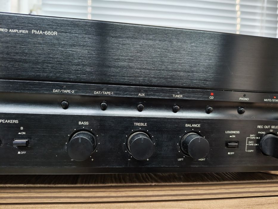 Усилвател DENON PMA-680r
