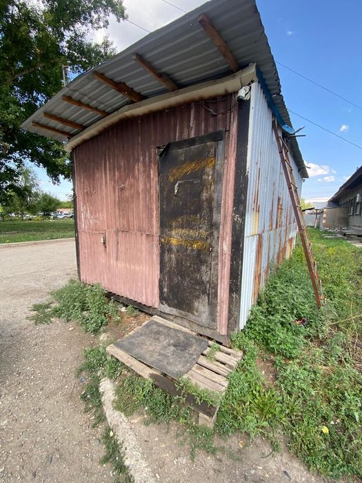 Продам павильон в нормальном состоянии