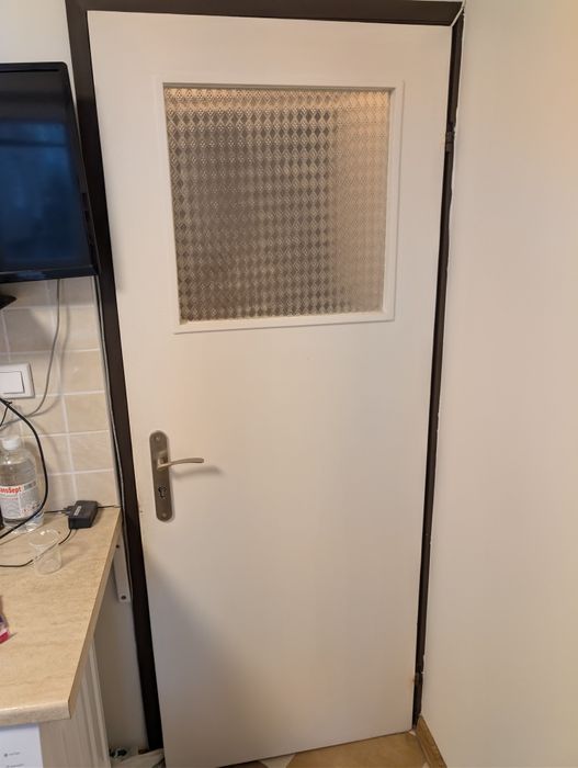 Интериорни врати