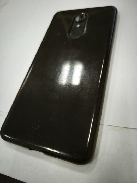 Смартфон Redmi 5