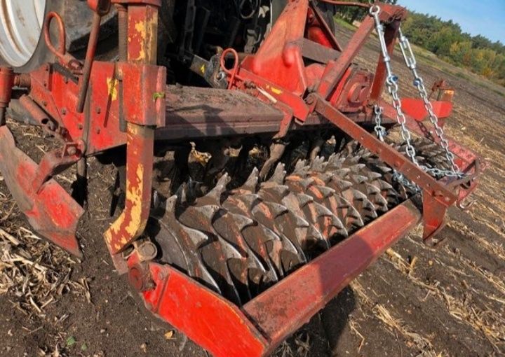 Grapa rotativa 3 metri / freza / tavalug parker / KRONE / vopsea originala