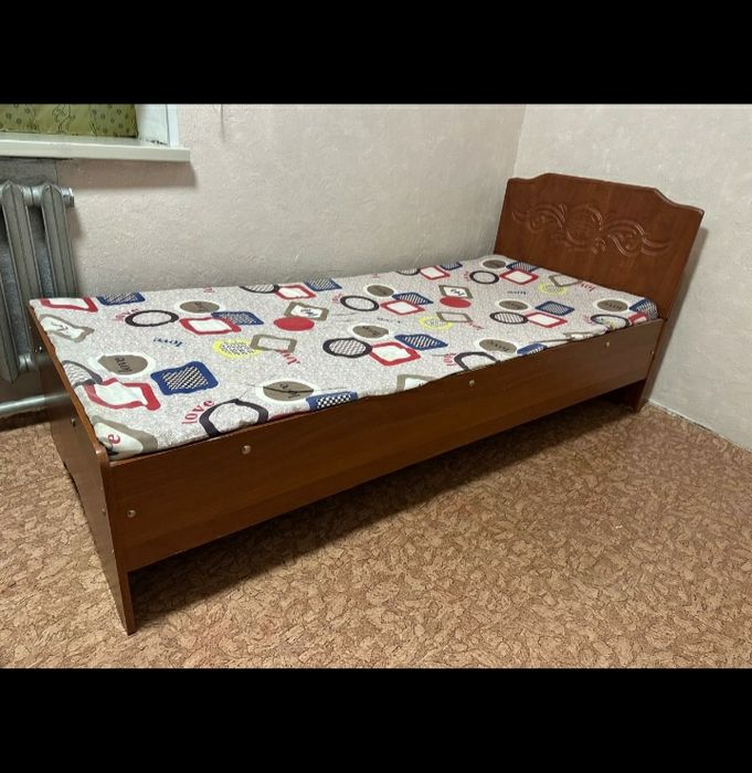 Продам   кровать