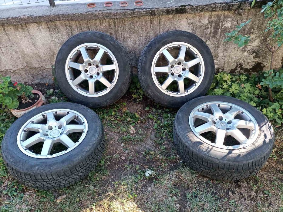 Продавам 17 цола ляти джанти за хонда црв 2
