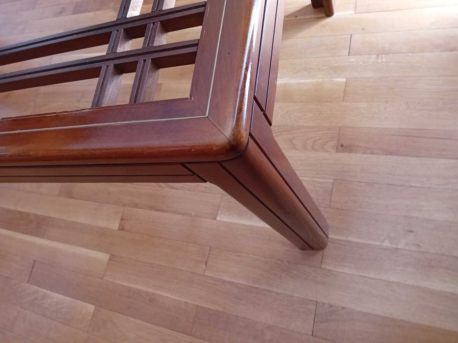 Голяма дъбова холна масичка 150 х 65 см. с опушено стъкло