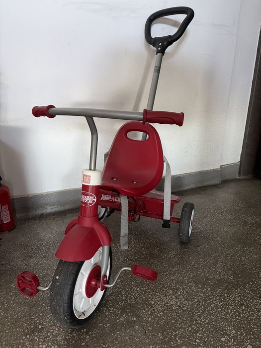 Tricicleta Radio Flyer