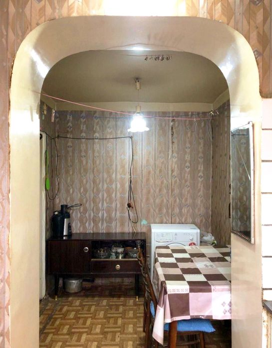 (4) Саламатина. 2/2/4  50м² Кирпич.