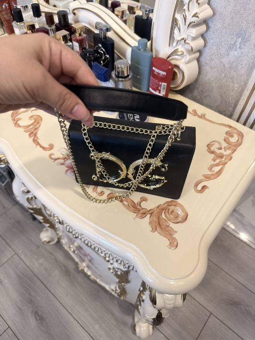 Сумки и клачь  вес по 3500