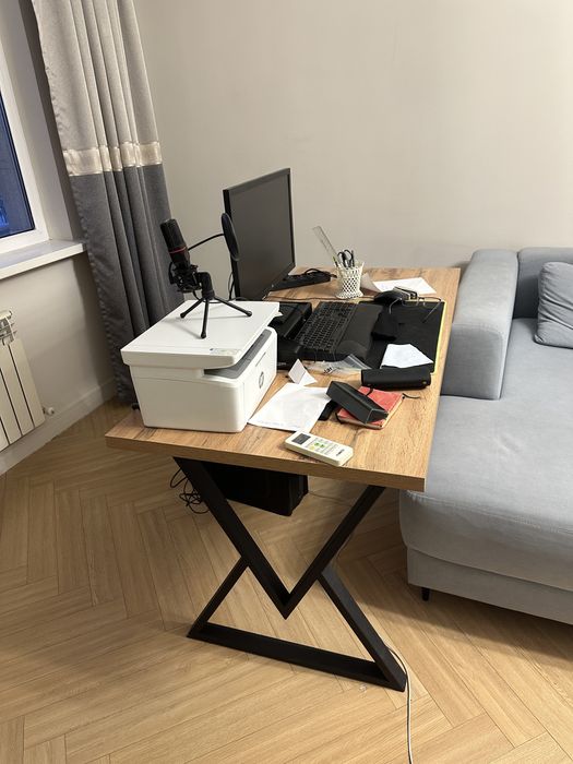 Продам письменный стол