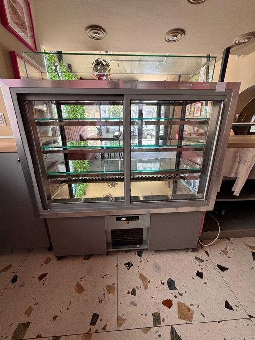 Vitrina cofetarie 140 cm, drop-in ITALIA