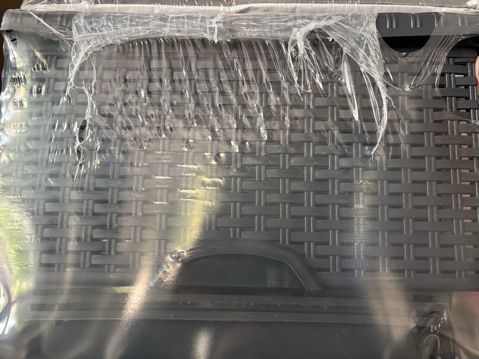 Шкаф пласмасов с 4 чекмеджета