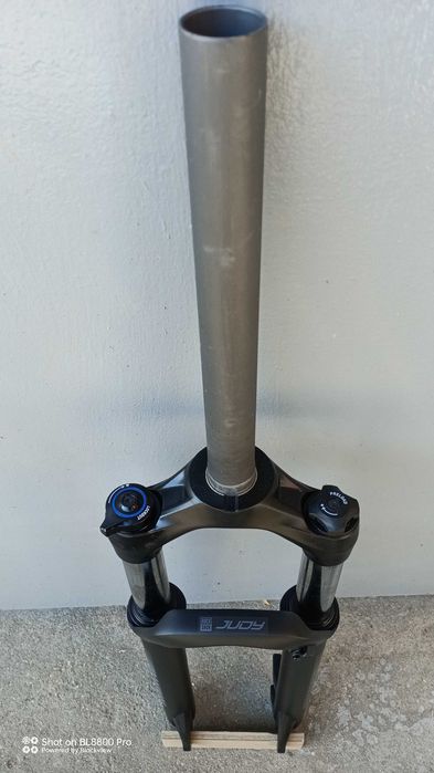 Вилка Rock Shox Judy TK coil 100mm
26/27,5 цола