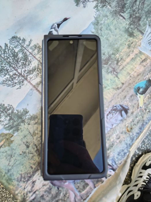 Samamsung galaxy z fold 5