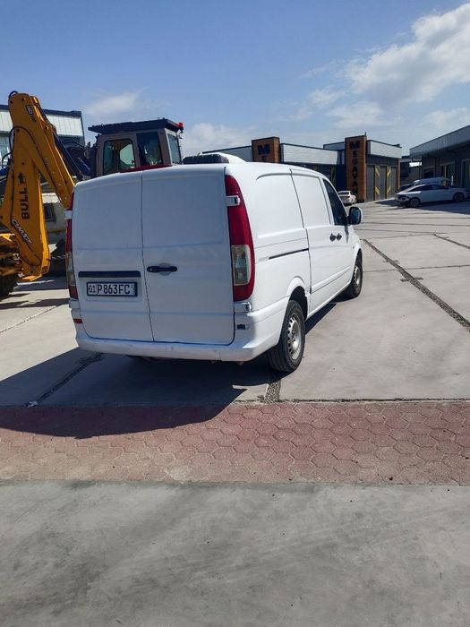 Mercedes Benz Vito