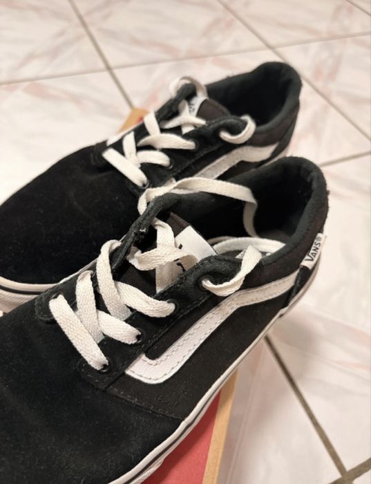 Adidasi Vans Of The Wall