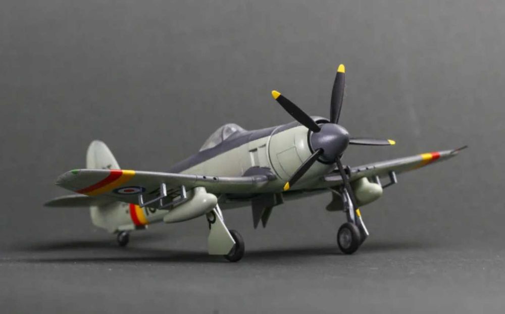 сборная модель самолета Sea Fury 1/72 NOVO Ташигрушка СССР РАРИТЕТ!