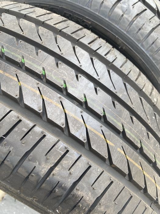 215/50/17 Toyo Летни