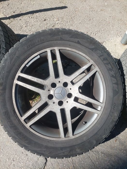 Продавам 18" джанти за Mercedes + зимни гуми Bridgestone Blizzak + болтове
