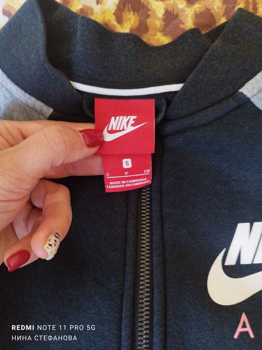 Суичър nike ,размер S