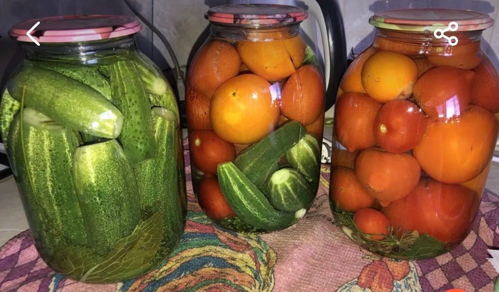 Помидоры и огурцы домашней консервации