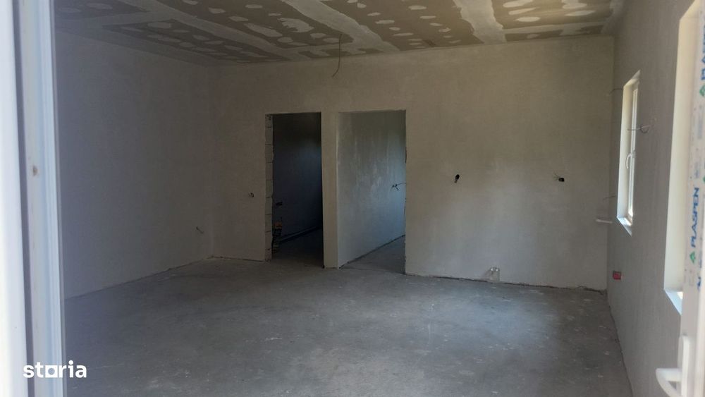 Casa ieftină în Lumina, zonă centrală!