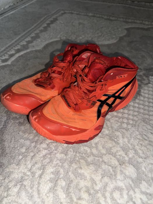 Продам кросовки asics metarise tokyo.