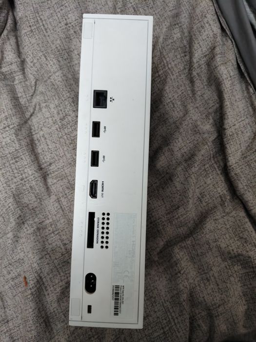 Xbox series s, в хорошем состоянии