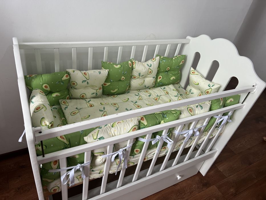 Манеж срочно продам