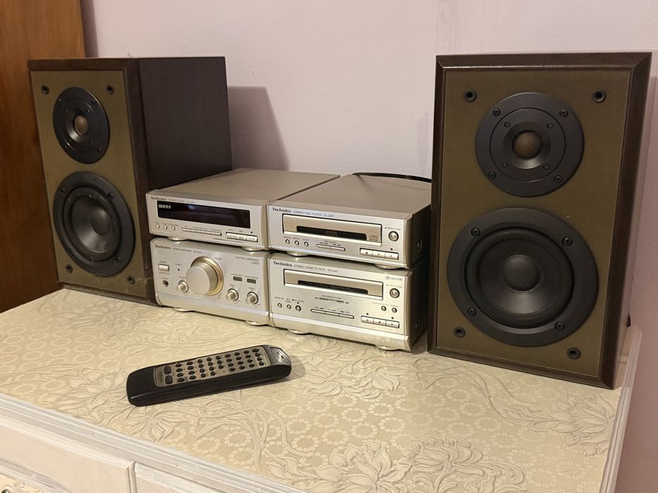 Касетофон tehniks