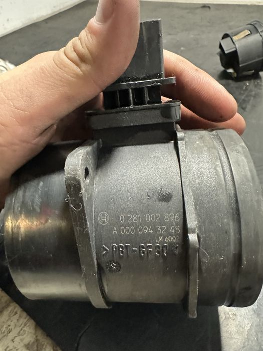 Debitmetru aer Mercedes Sprinter 2.2 cdi Euro 4 W906 313cdi 316cdi