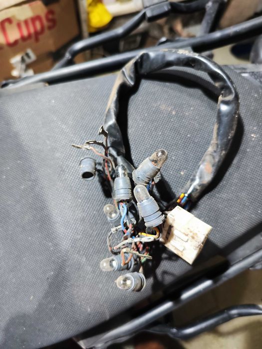 Yamaha YZF 750 части