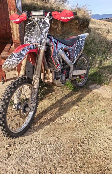 Продавам Honda CRF 450
