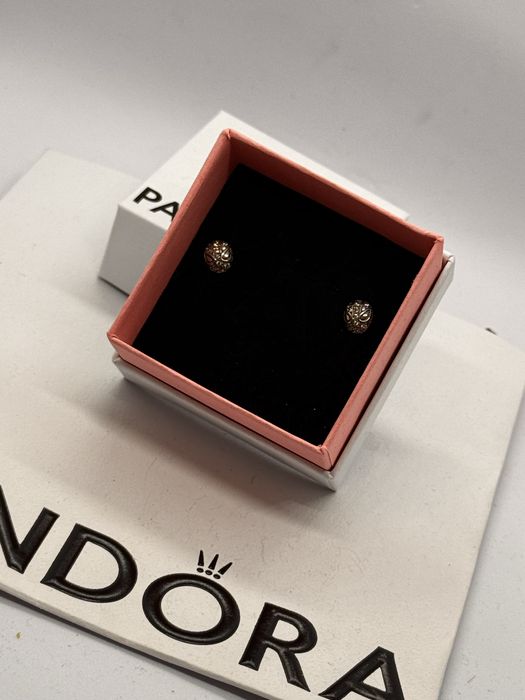 Пандора обеци Pandora