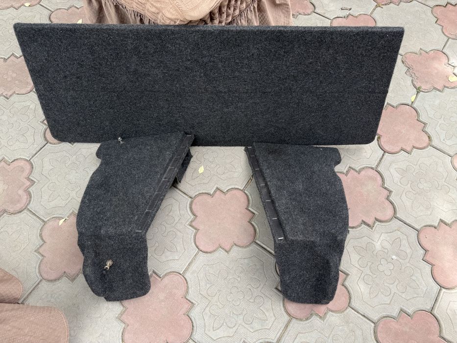 Полка с колонками на ниву