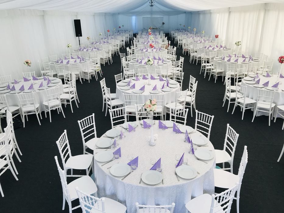 Vand Cort evenimente profesional sau depozitare Roder