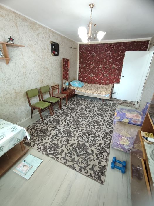 Продается 1-комн (4-87, 1 эт)